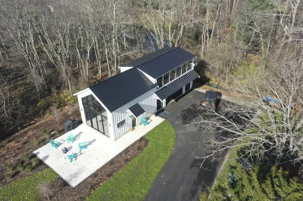 DroneShot_Sherborn Barn_11.21